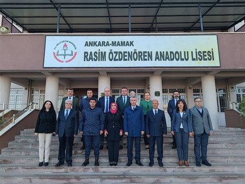 İlçe Kaymakamımız Sayın Ali Sırmalı, Rasim Özdenören Anadolu Lisesi'ne Taziye Ziyaretinde Bulundu