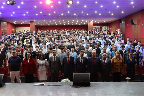 İstanbul'un Fethi'nin 572. Yıl Dönümü İlçemizde Düzenlenen Törenle Kutlandı
